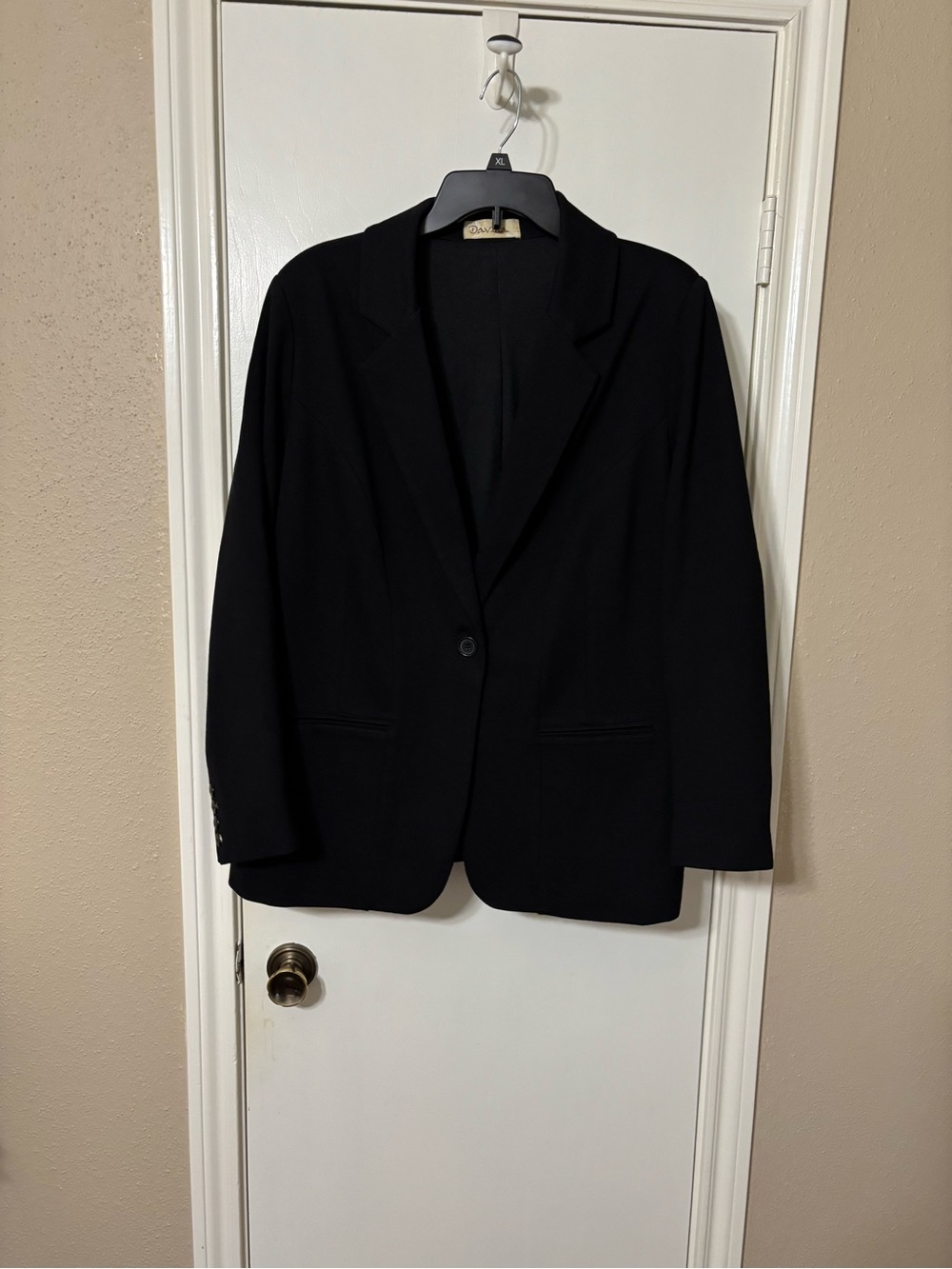 Davina Black Jacket Single Button - Sz 20